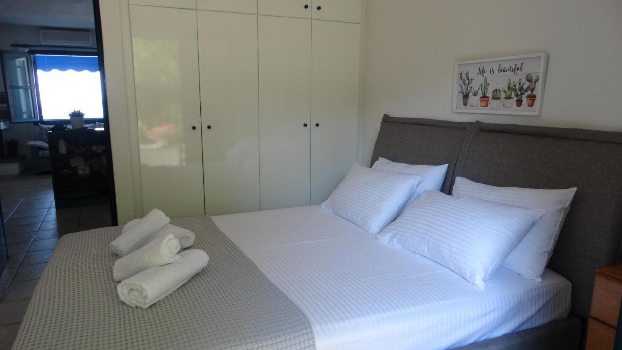 House With Marvelous View Apartment Ouranoupoli Luaran gambar